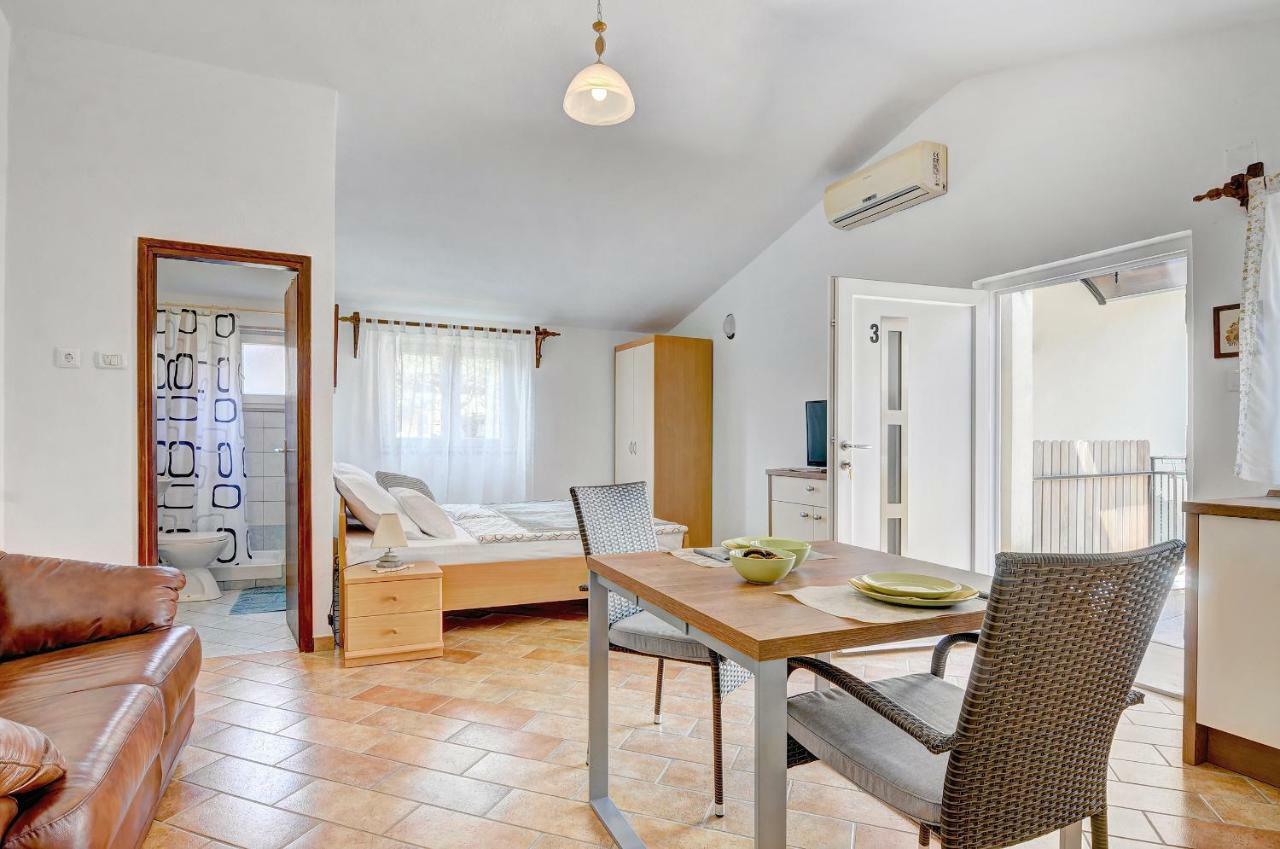 Adriatic Apartments Nada Fažana Extérieur photo